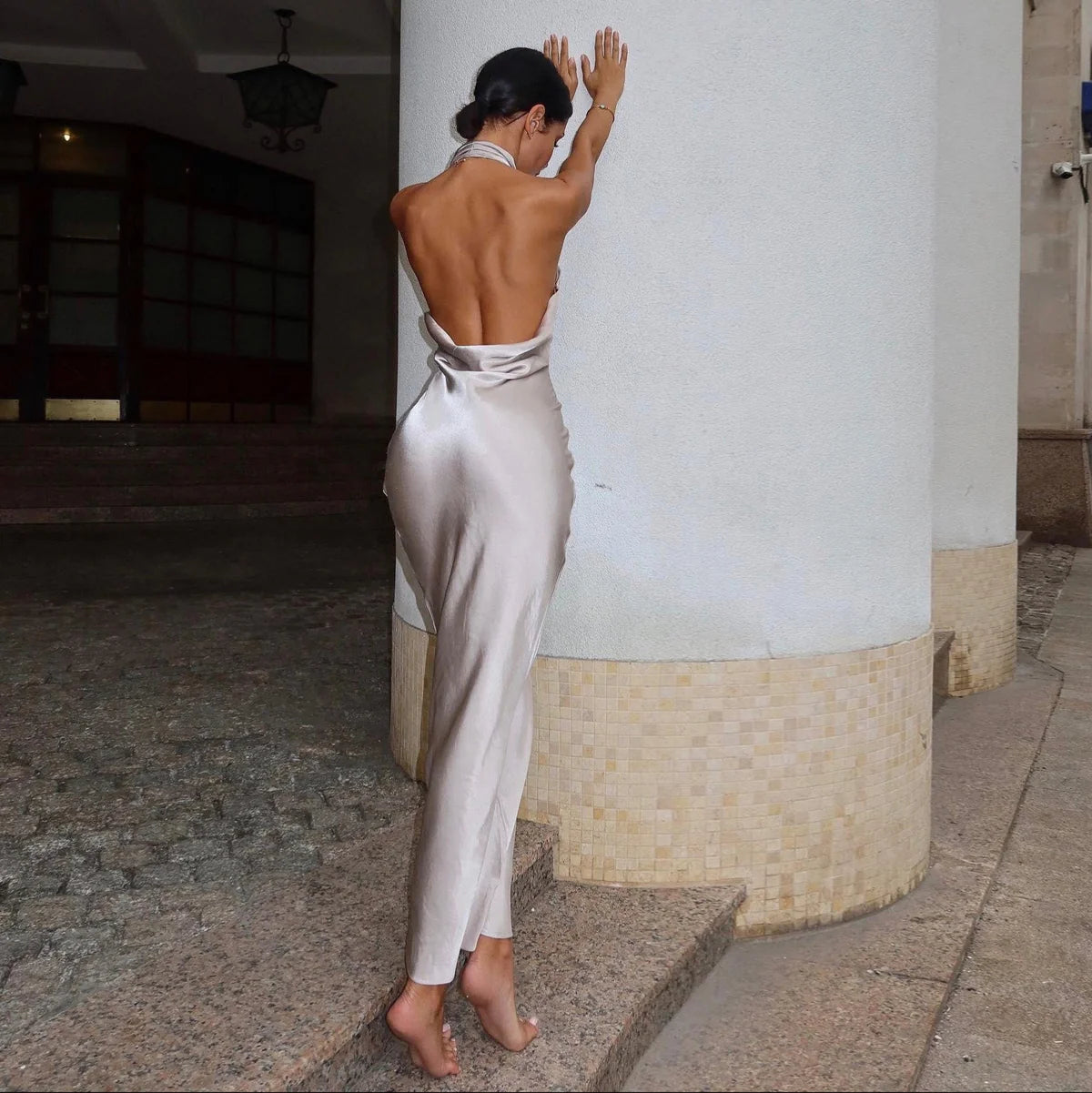 Océane Vêtements- Courtney Elegance Satin Gown