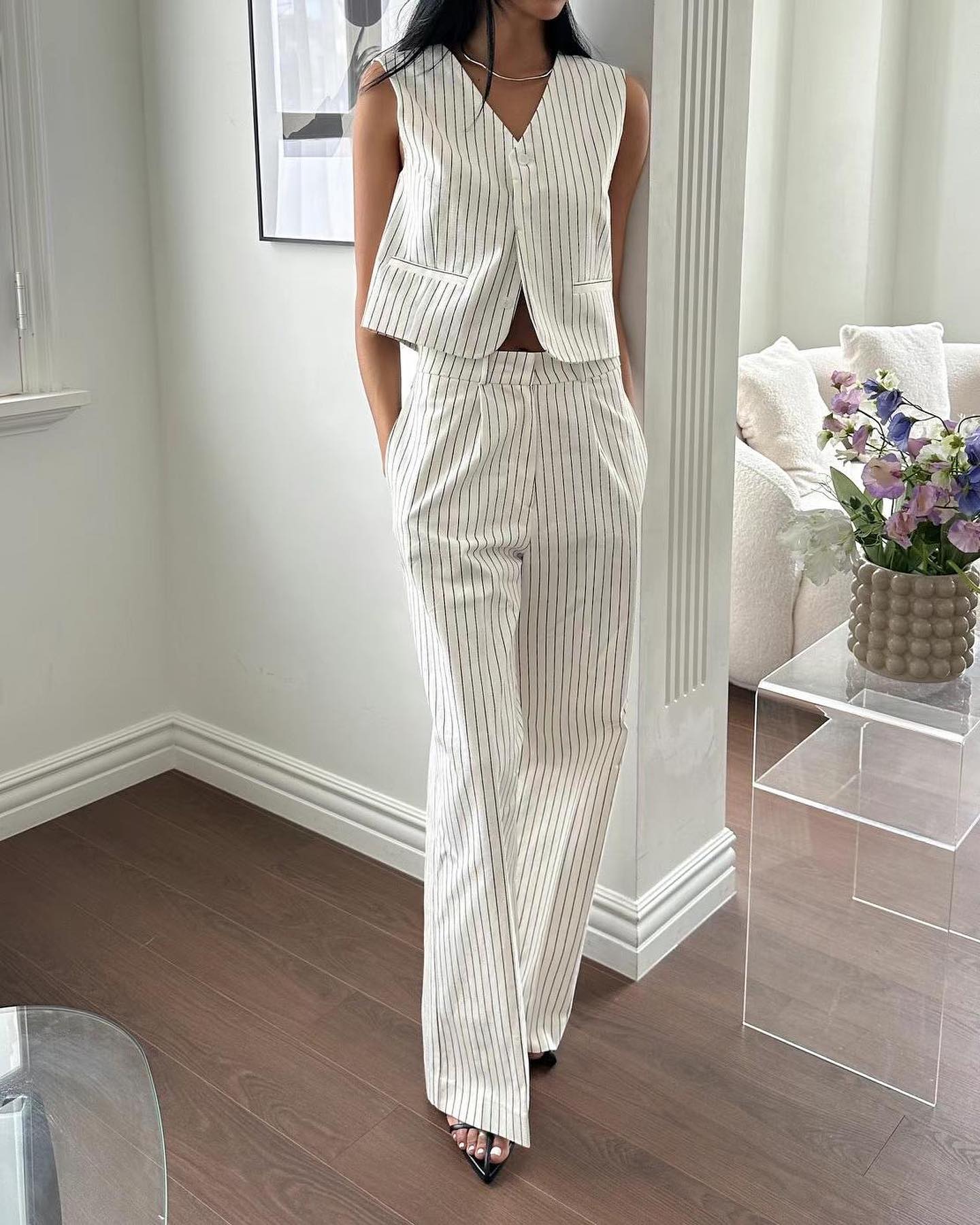 Océane Vêtements - Mode Haute Couture Two Piece Sleeveless V Neck Button Down & High Waist Straight Trousers