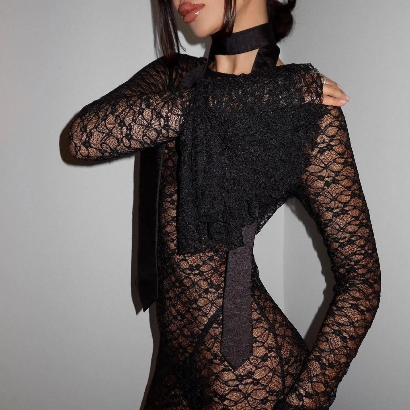 Océane Vêtements - Sirens Flair Lace Maxi Dress