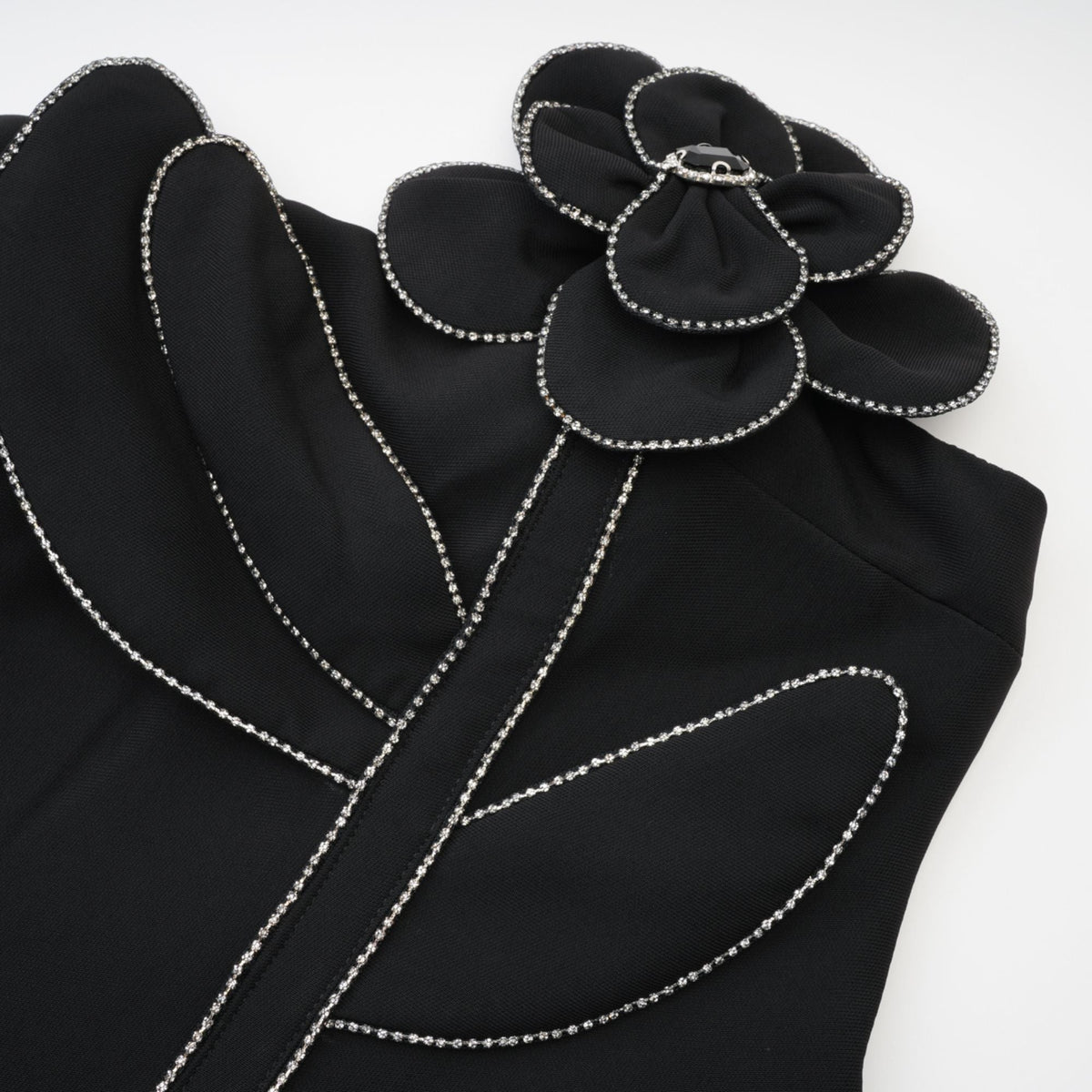 Océane Vêtements -  Amelia Black Faux-Flower Mini Dress