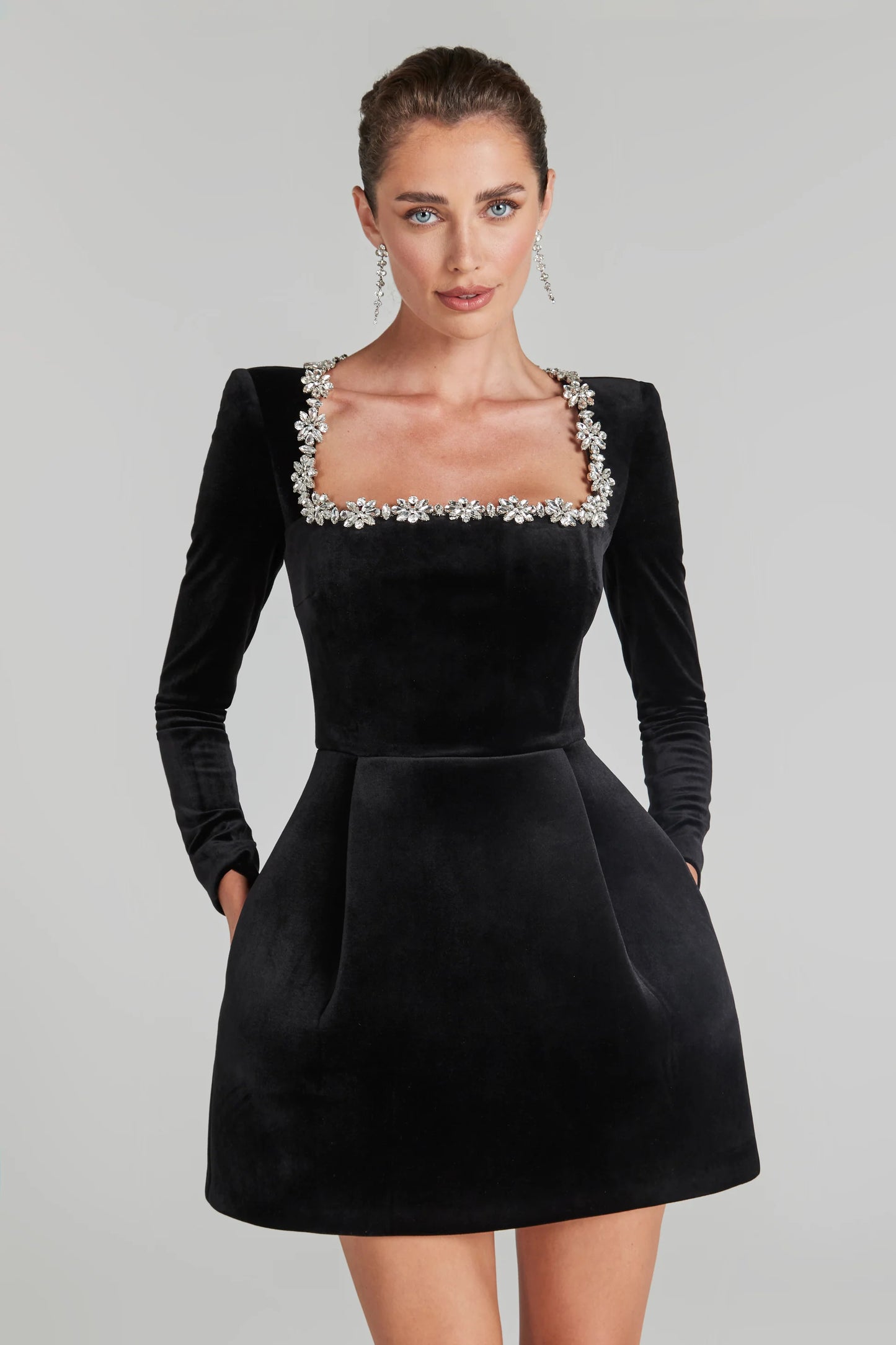 Océane Vêtements - Kimberly Velvet Mini Black Dress