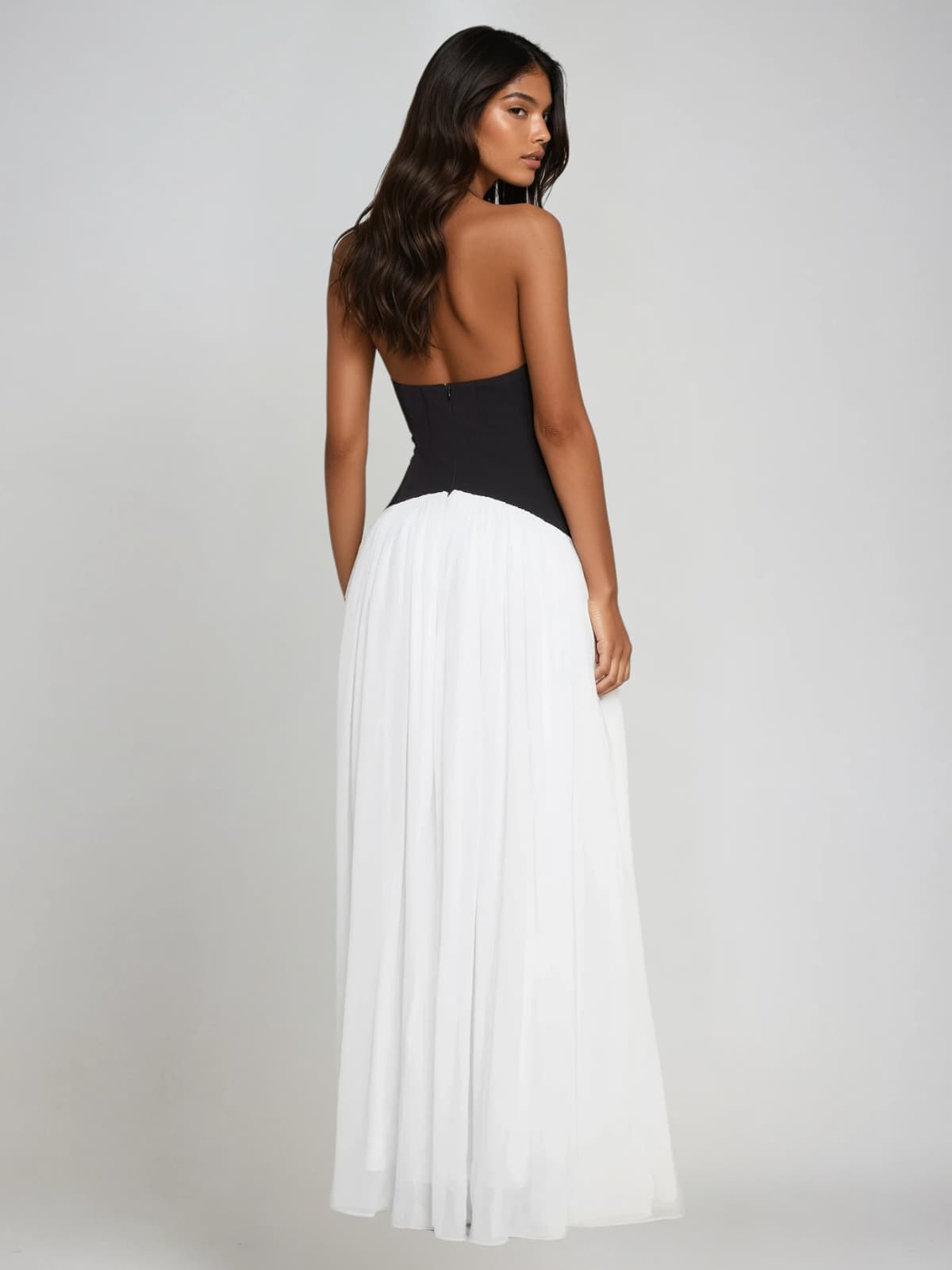 Océane Vêtements- White and Black Sculpting Jersey Draped Maxi Dress