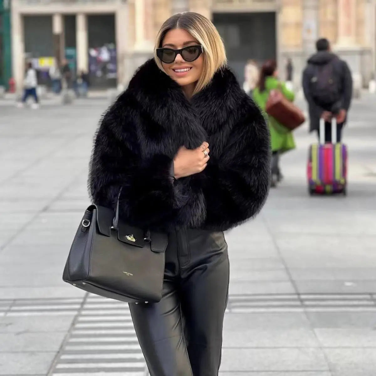 Océane Vêtements -Mia Faux Fur Coat